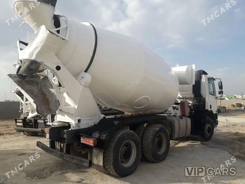 DAF CF, 2001