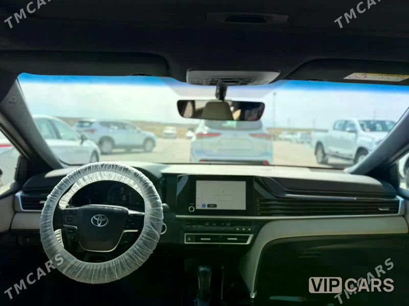 Toyota Camry, 2024