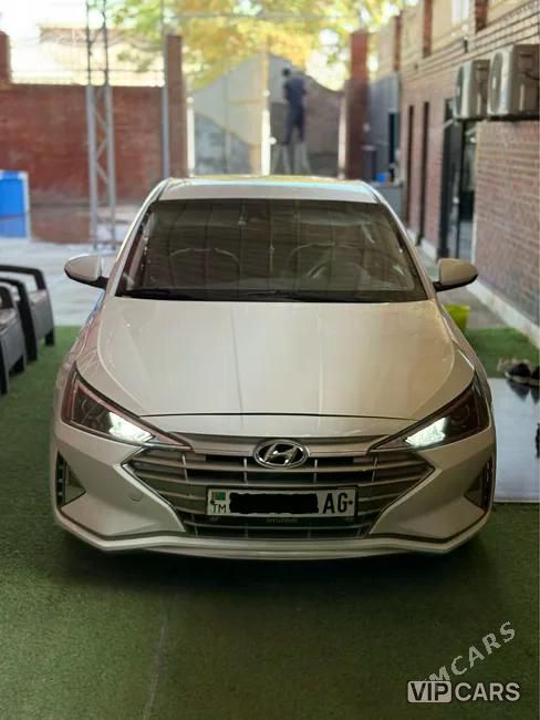 Hyundai Elantra, 2020