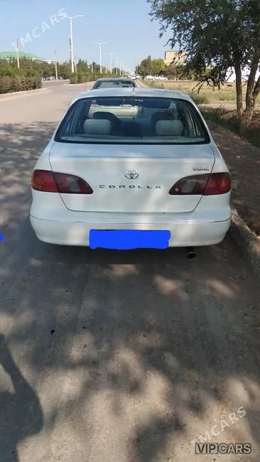 Toyota Corolla, 2000