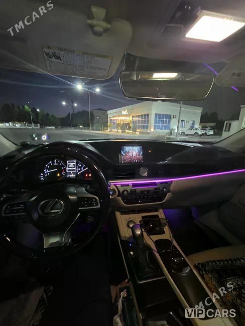 Lexus ES 350, 2016