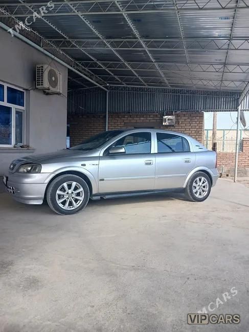Opel Astra, 2001