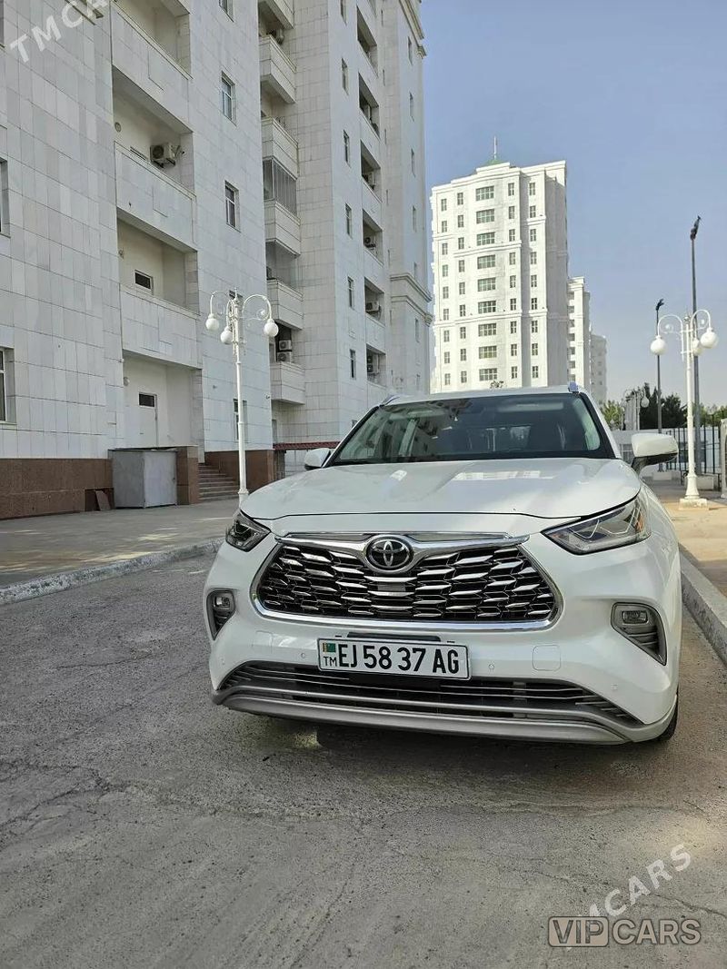 Toyota Highlander, 2022