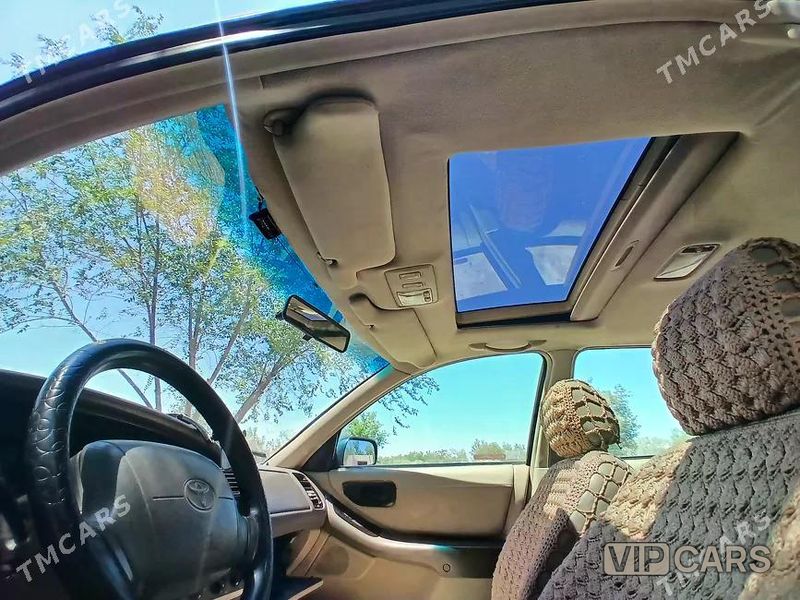 Toyota Avalon, 1999