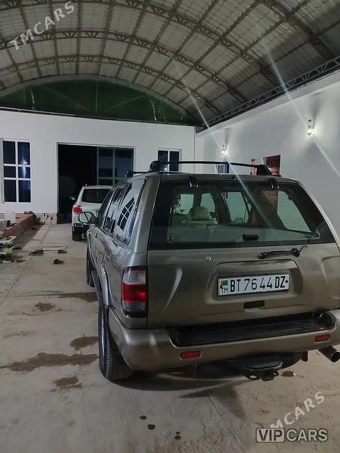 Nissan Pathfinder, 2003
