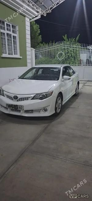 Toyota Camry, 2013