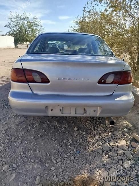 Toyota Corolla, 1999