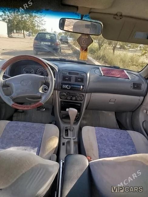 Toyota Corolla, 1999