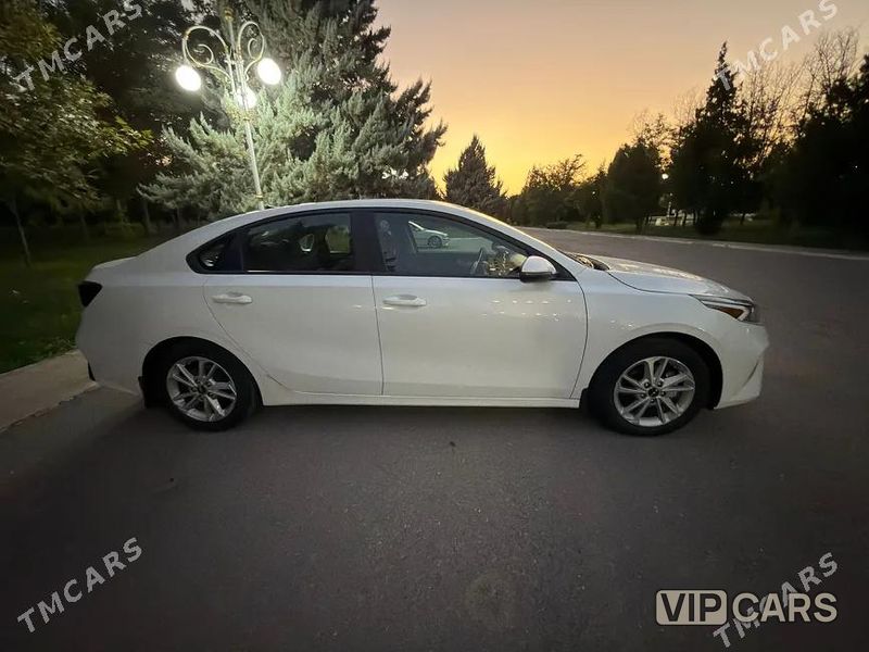 Kia Forte, 2023