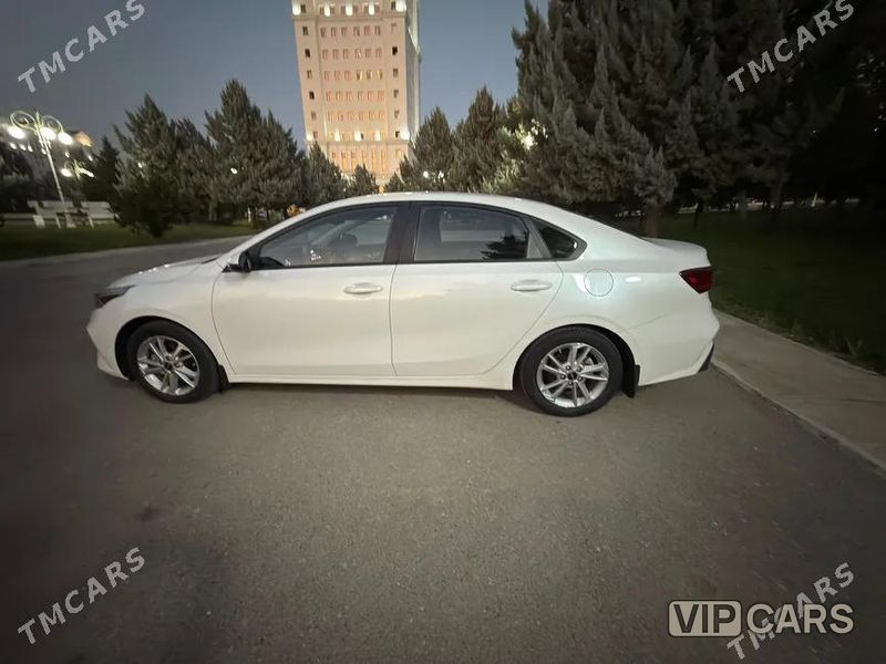 Kia Forte, 2023