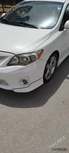 Toyota Corolla, 2011