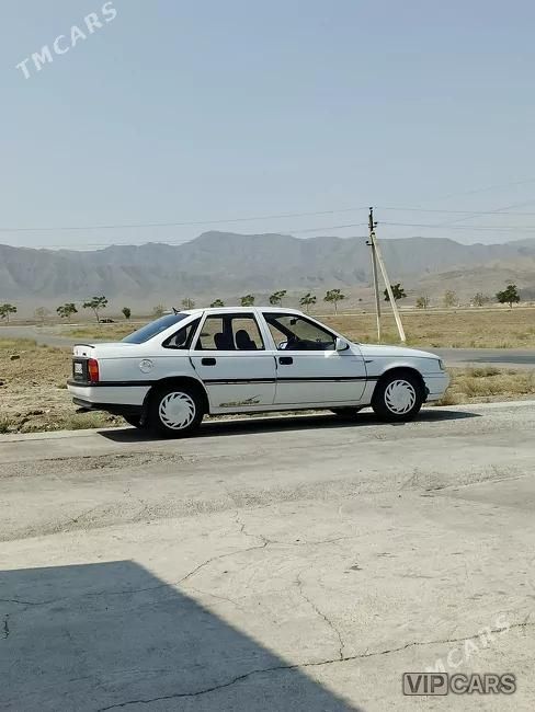 Opel Vectra, 1992
