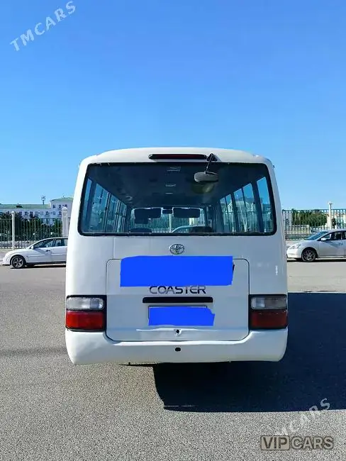 Toyota Coaster, 2001 — фото 2