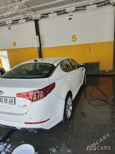 Kia Optima, 2011