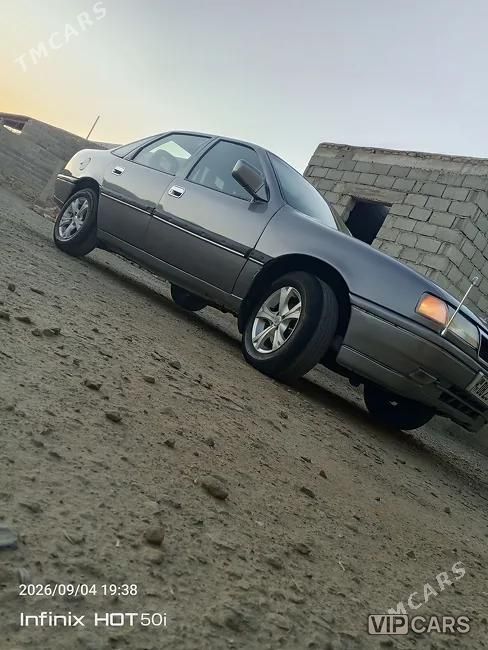 Opel Vectra, 1993
