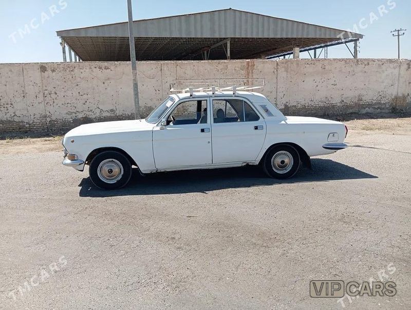 GAZ 24, 1984