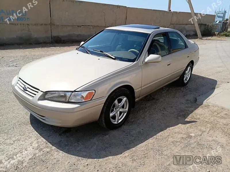 Toyota Camry, 1999 — фото 2
