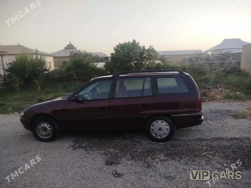 Opel Antara, 1993