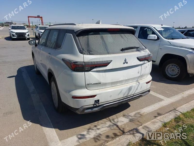 Mitsubishi Outlander, 2026