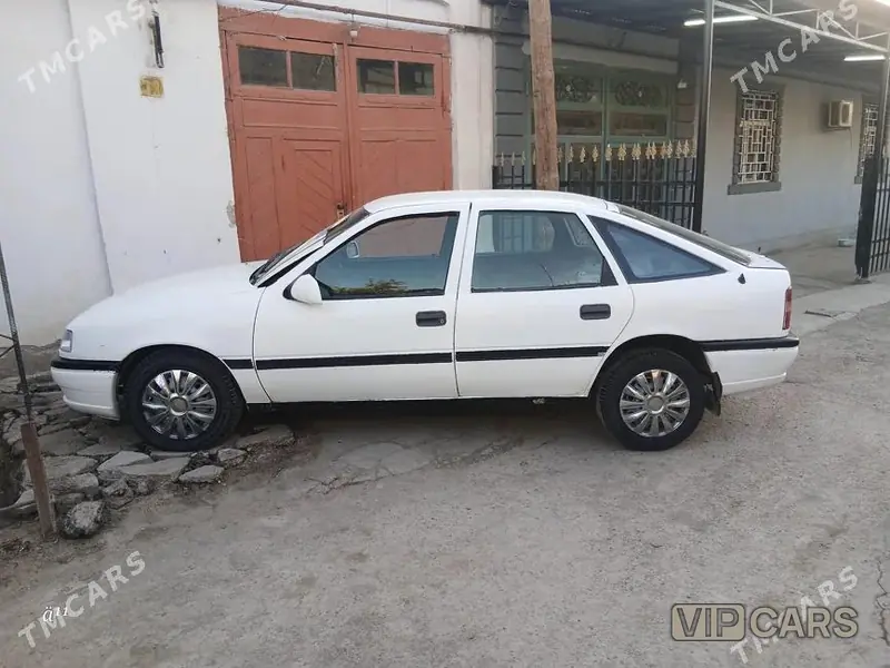 Opel Vectra, 1991 — фото 1