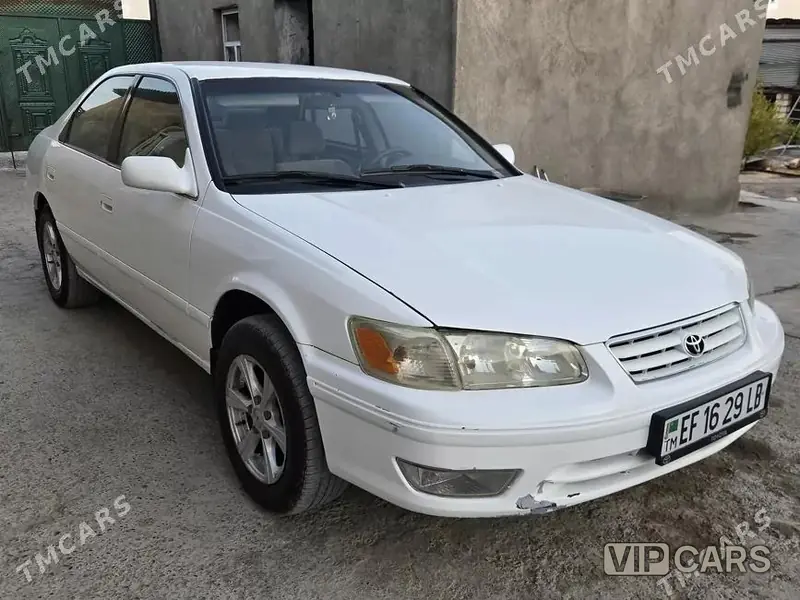 Toyota Camry, 2000 — фото 2