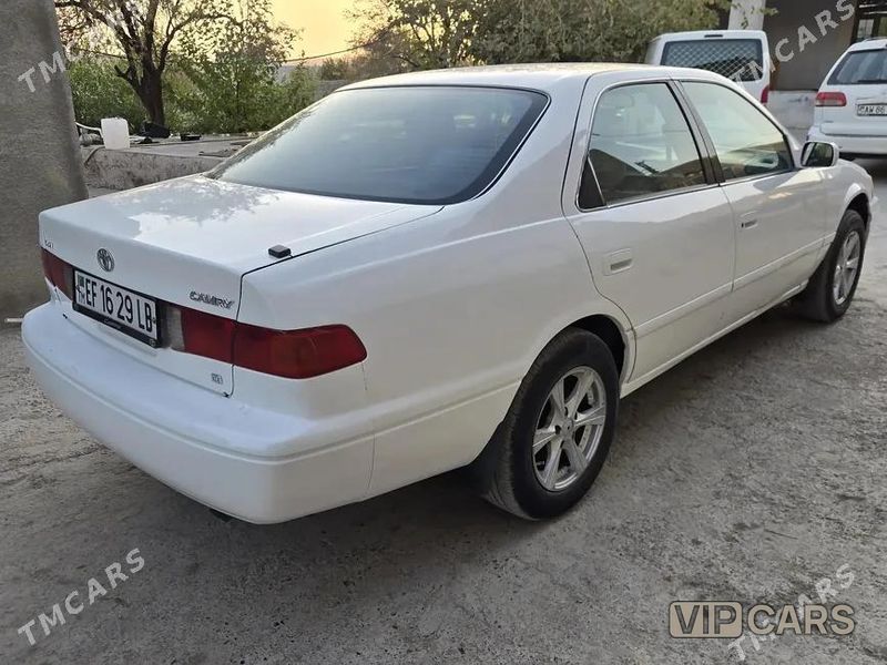 Toyota Camry, 2000