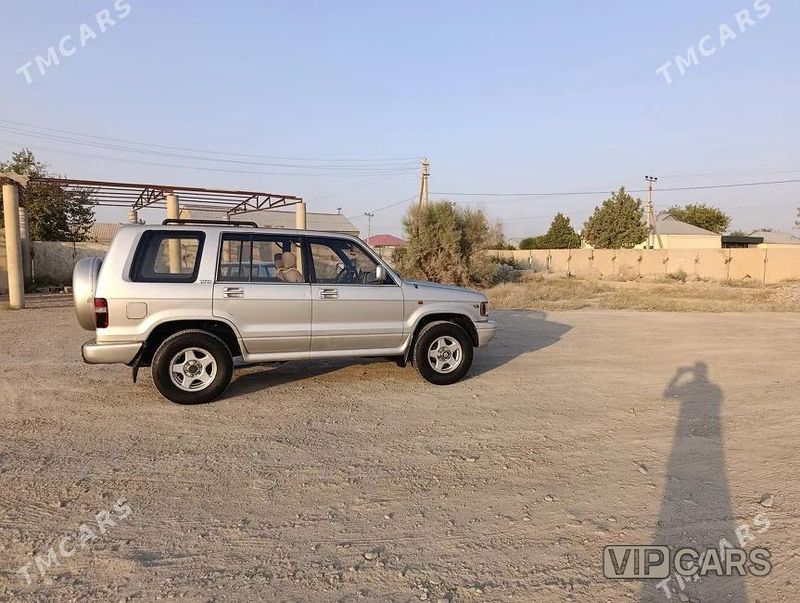 Nissan Pathfinder, 1992