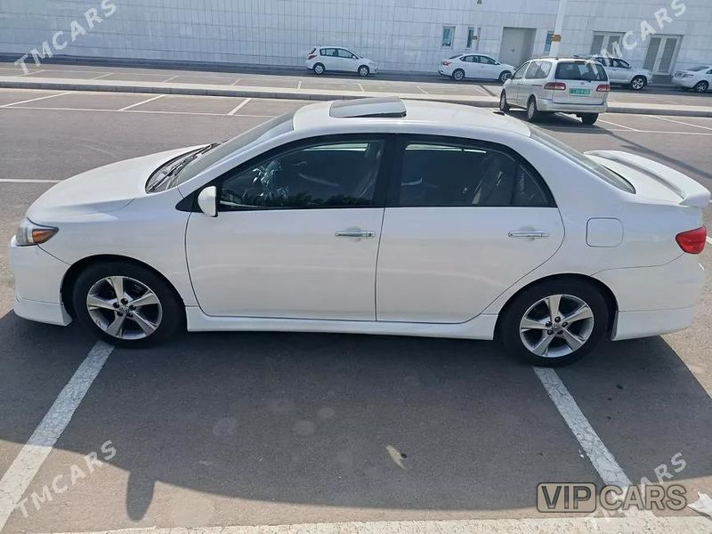 Toyota Corolla, 2011