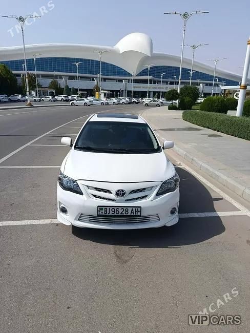 Toyota Corolla, 2011