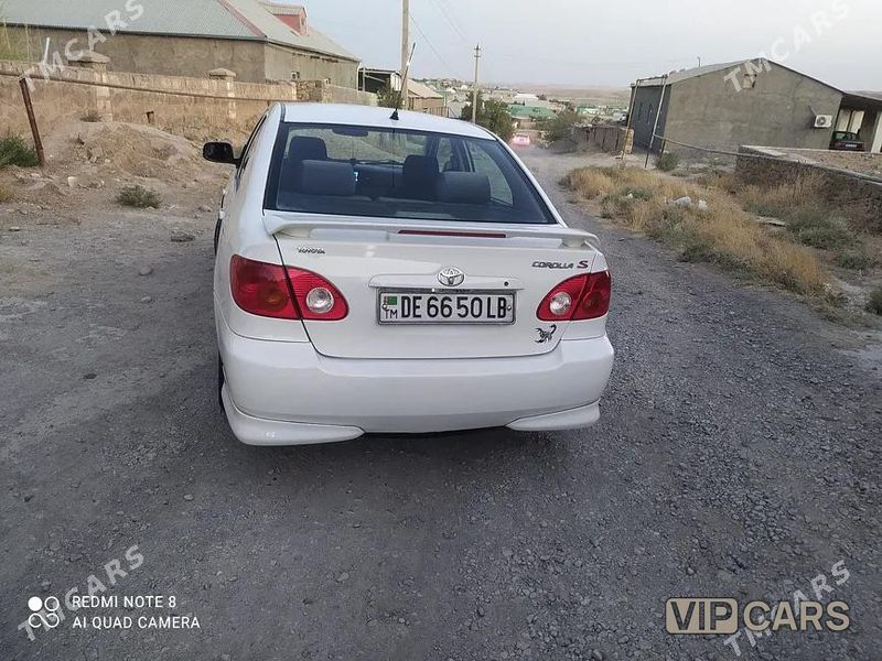 Toyota Corolla, 2004