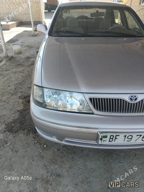 Toyota Avalon, 1999