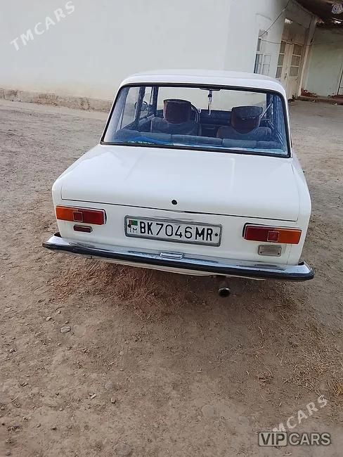 Lada 2104, 1980