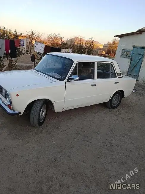 Lada 2104, 1980 — фото 4