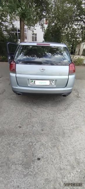 Opel Signum, 2003