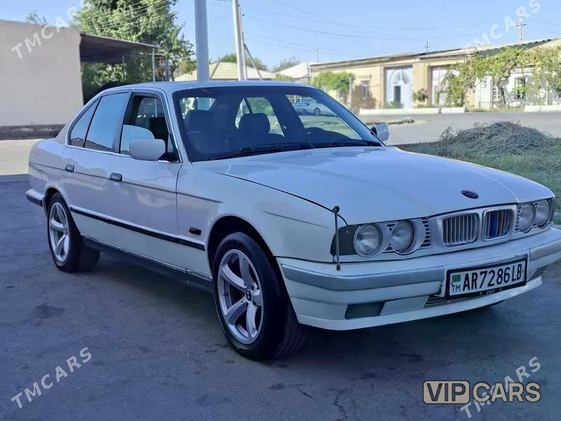 BMW 525, 1992