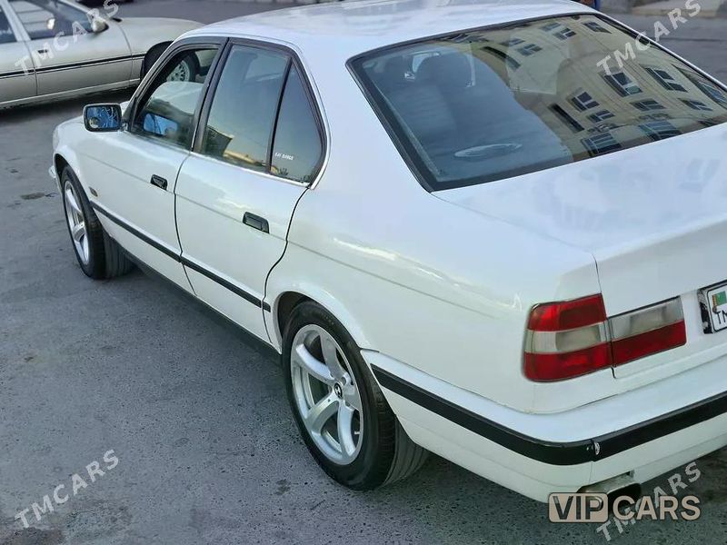 BMW 525, 1992