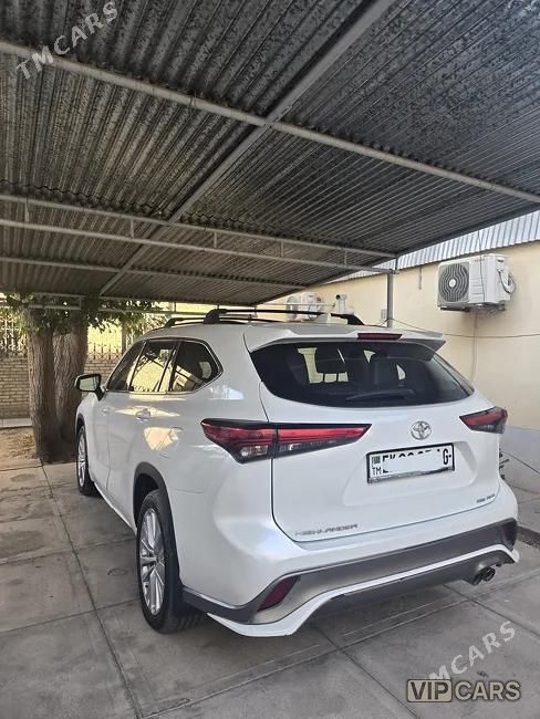 Toyota Highlander, 2021