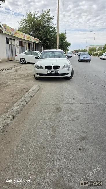 BMW 528, 2009