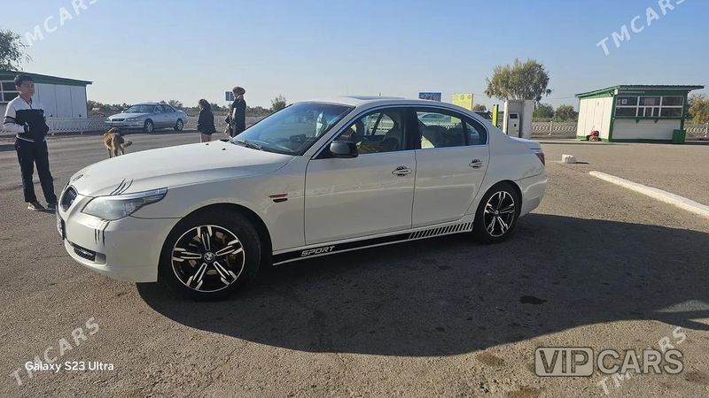 BMW 528, 2009