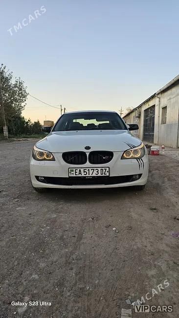 BMW 528, 2009
