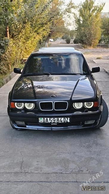 BMW 525, 1995