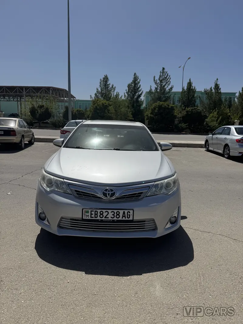 Toyota Camry, 2013 — фото 1