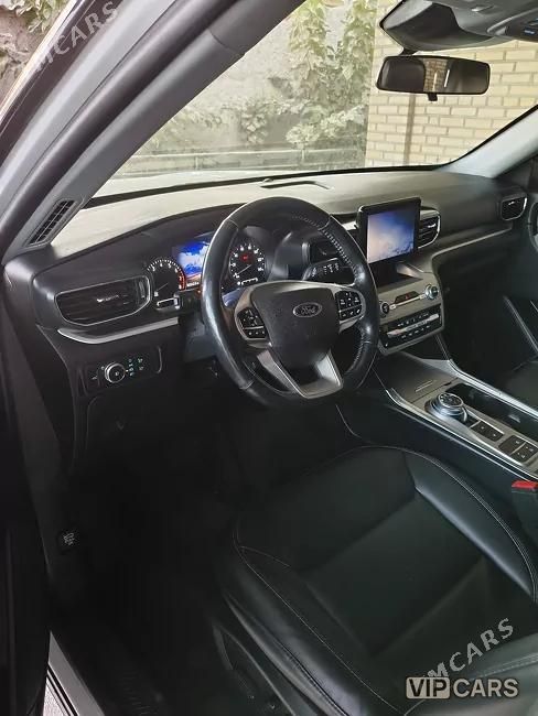 Ford Explorer, 2022