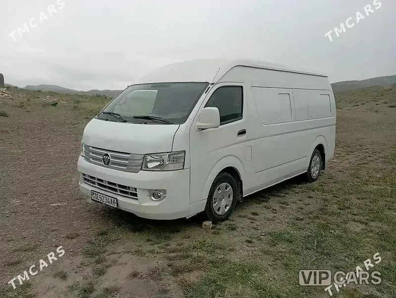 Toyota Hiace, 2015 — фото 2