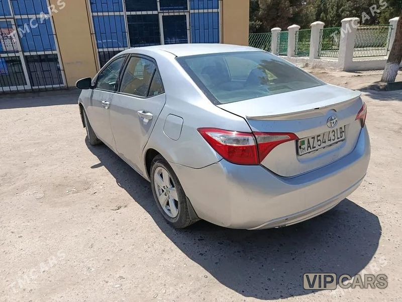 Toyota Corolla, 2014