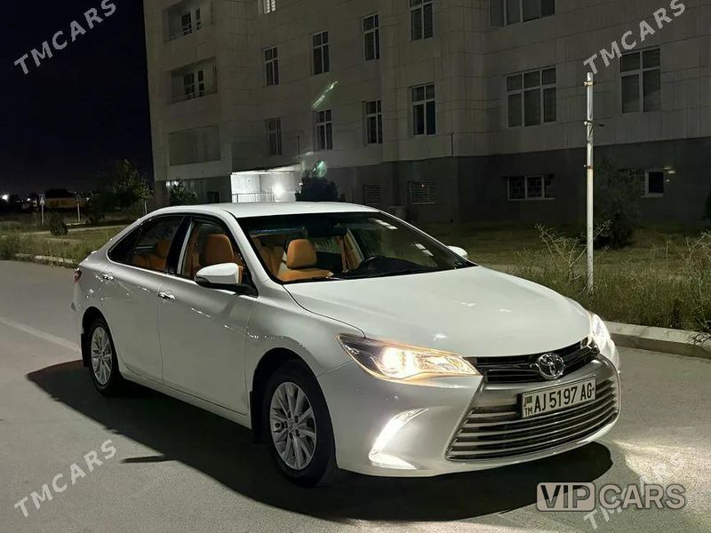 Toyota Camry, 2017