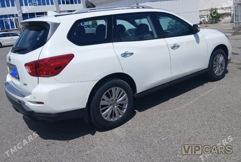Nissan Pathfinder, 2020