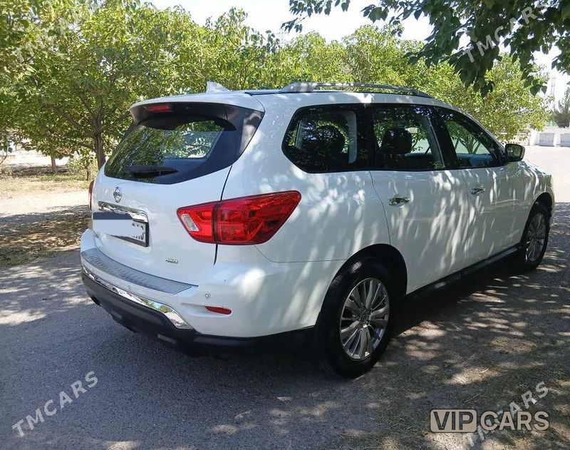 Nissan Pathfinder, 2020