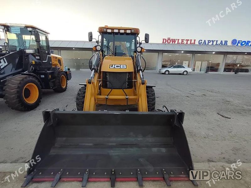 JCB 3CX ECO, 2026