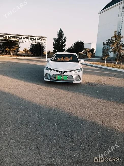 Toyota Camry, 2021